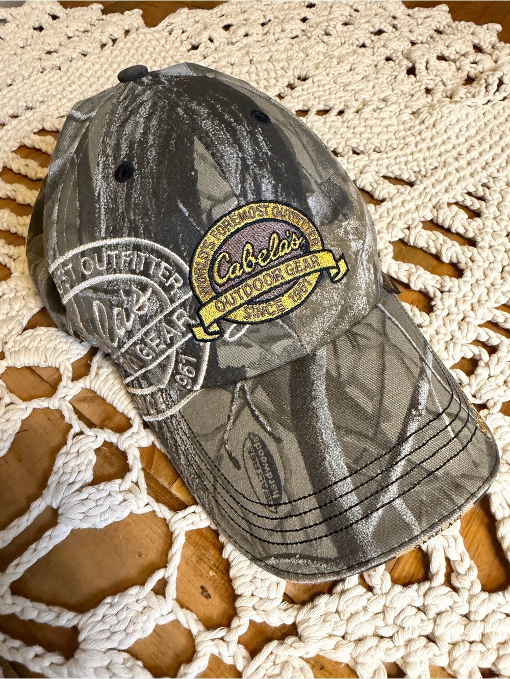 Cabela’s Camo Hat World’s Foremost Outfitter Since 1961 Hunting Strapback Cap